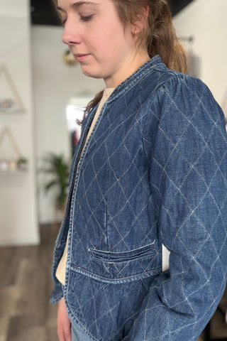 Marie ZIP-UP FRONT CLOSURE QUILTED DENIM JACKET