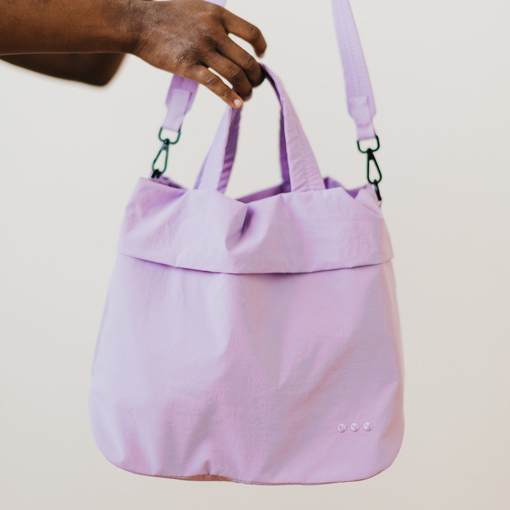 Catch-all tote and shoulder gym bag with interior shoe compartment and removable strap